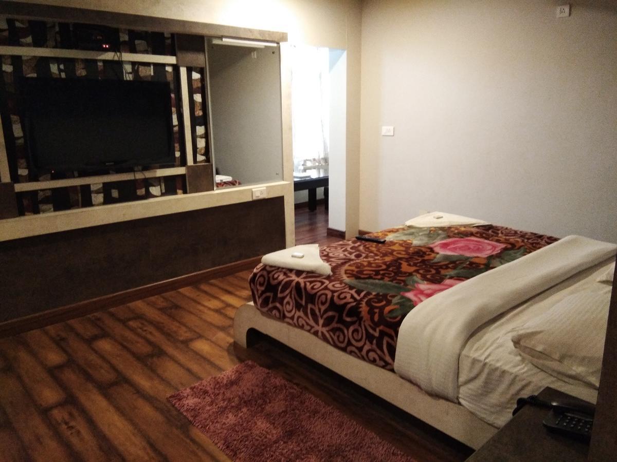 Sarkar Palace Ooty Eksteriør billede